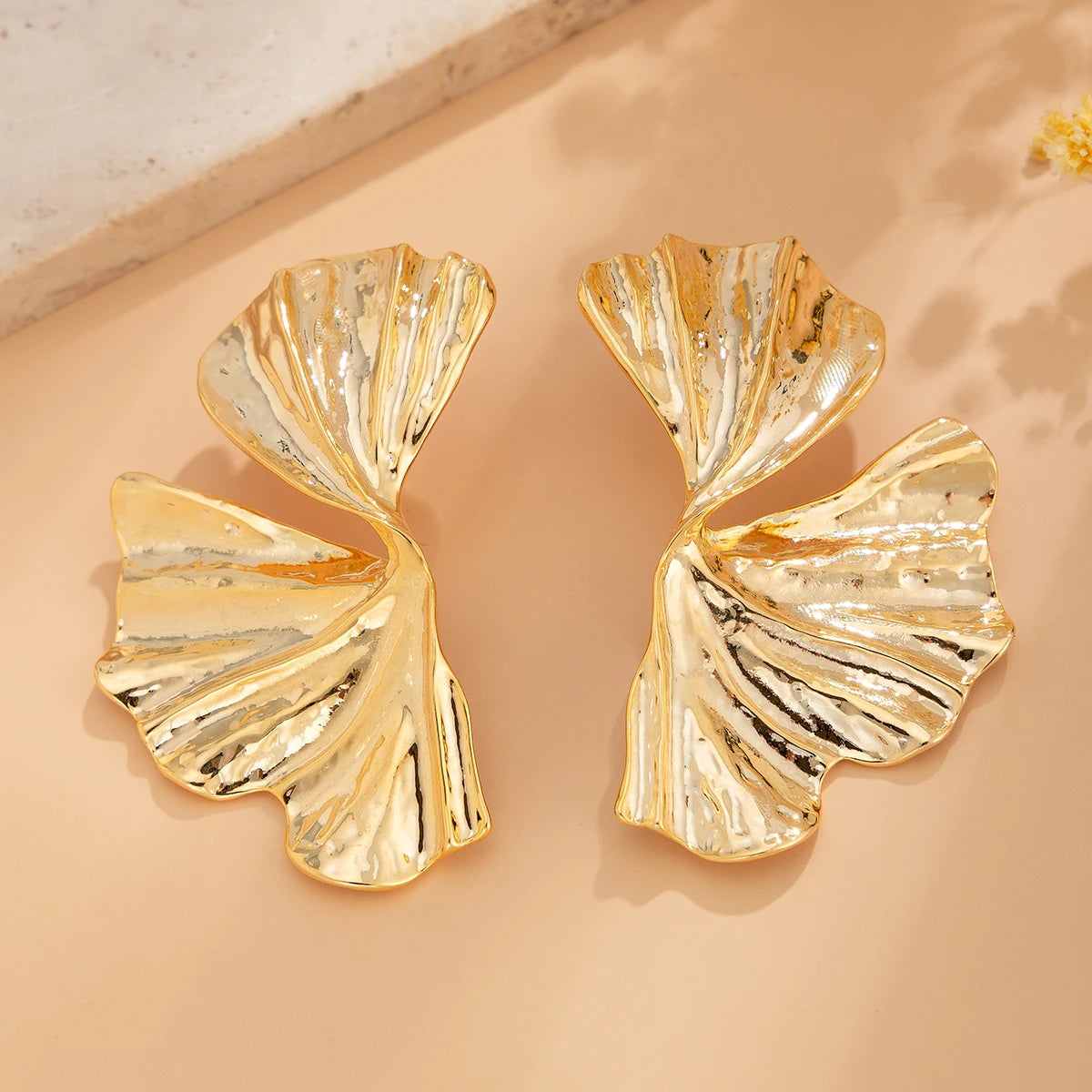 Women’s Gold Maple Leaf Stud Earrings