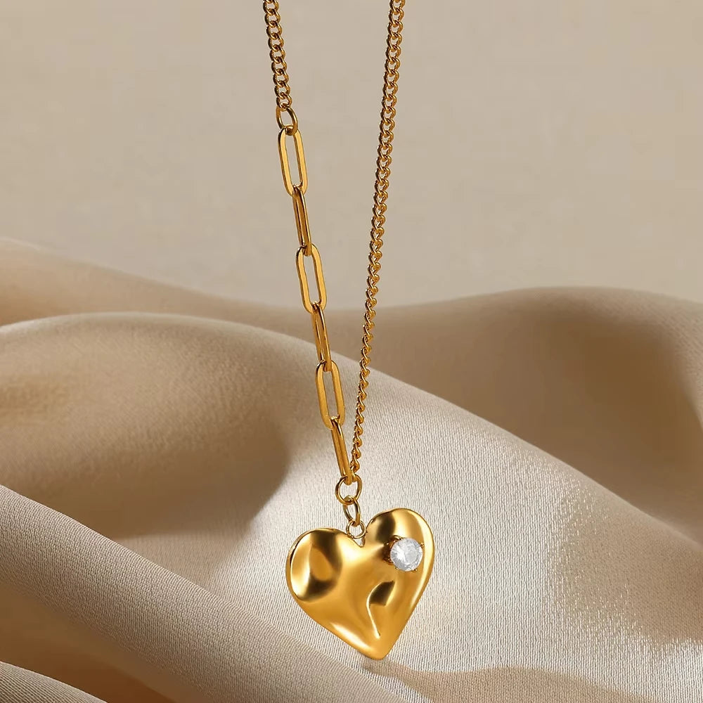 Punk Gold Heart Pendant Choker Necklace