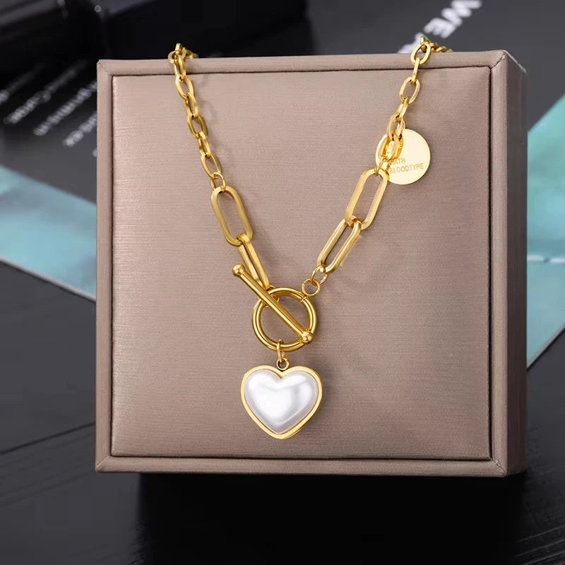 Punk Gold Heart Pendant Choker Necklace
